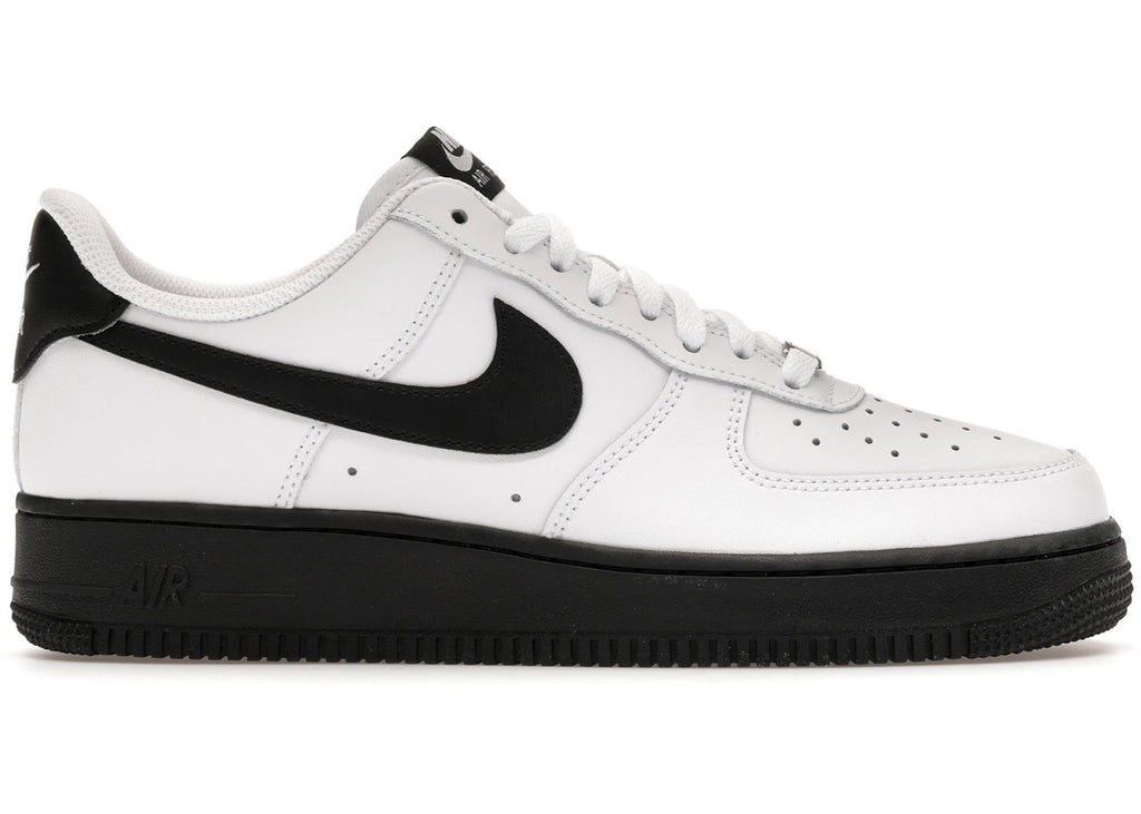Nike Air Force 1 Low '07 White Black (2026)