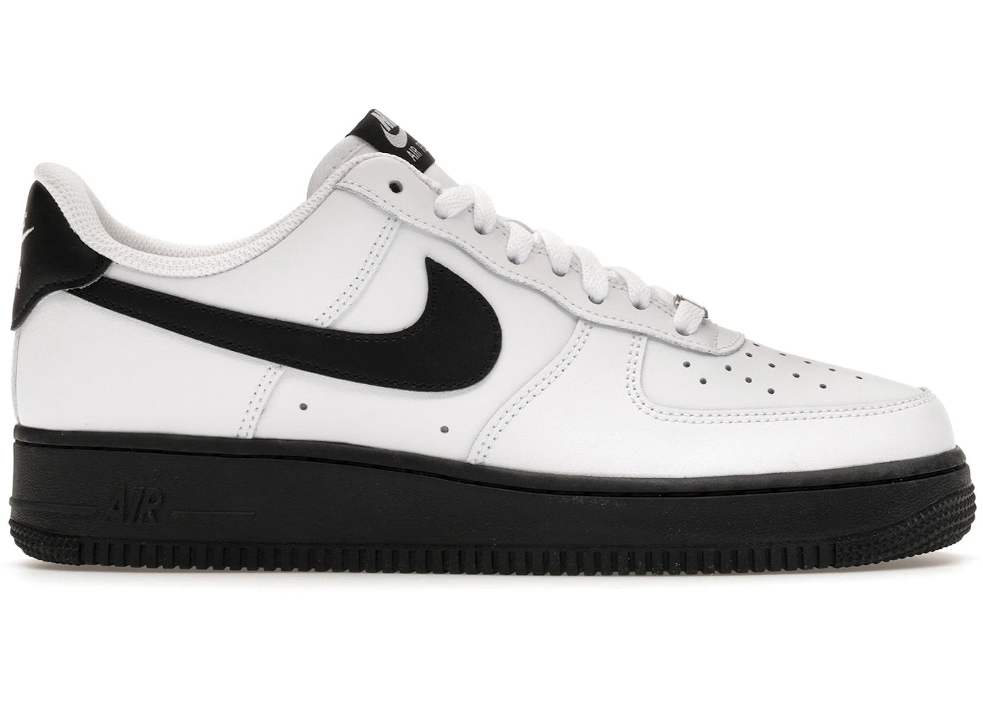 Nike Air Force 1 Low '07 White Black (2026)