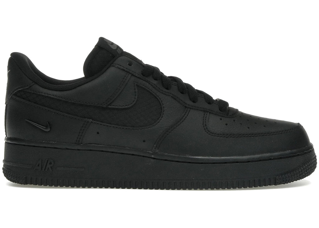 Nike Air Force 1 Low SE Triple Black Ripstop