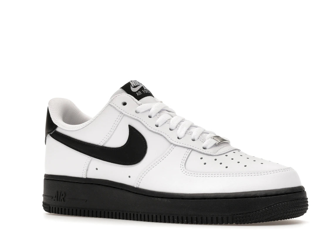 Nike Air Force 1 Low '07 White Black (2026)