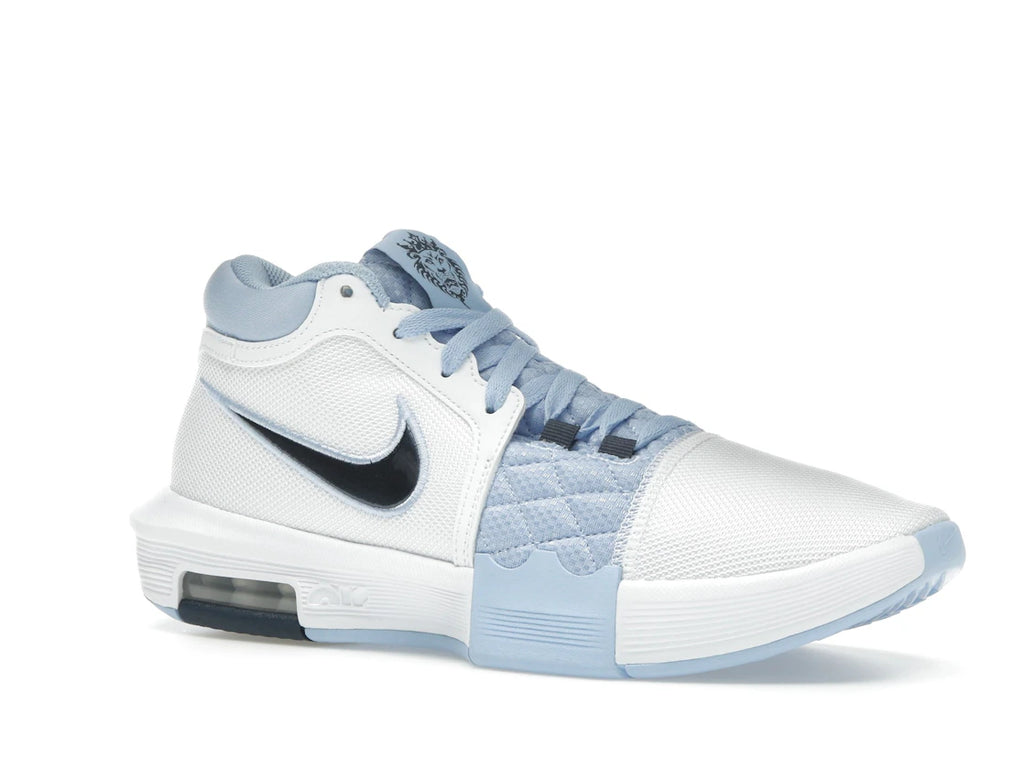 Nike LeBron Witness 8 UNC