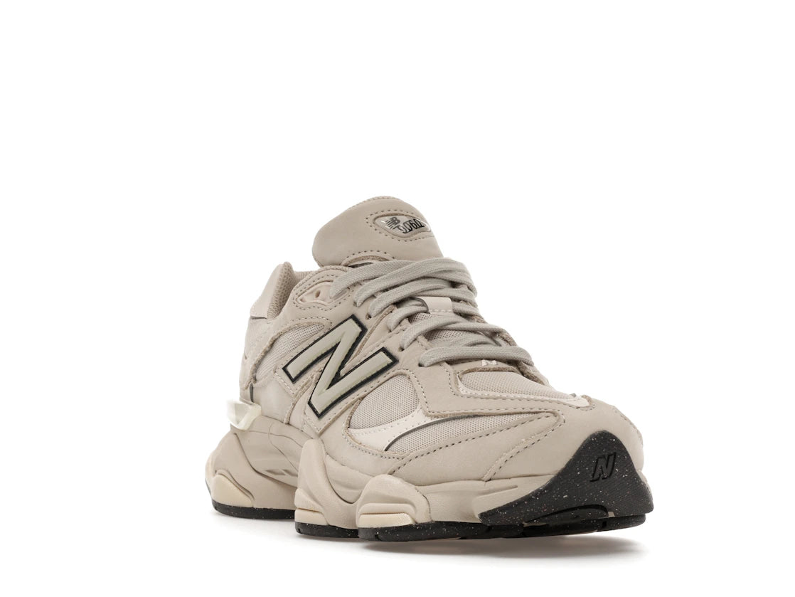 New Balance 9060 Beige