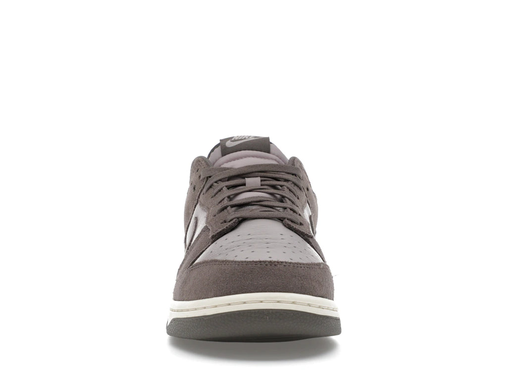 Nike Dunk Low Platinum Violet Cave Stone
