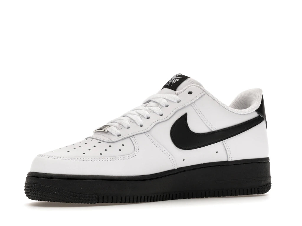 Nike Air Force 1 Low '07 White Black (2026)