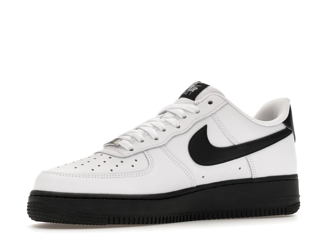 Nike Air Force 1 Low '07 White Black (2026)