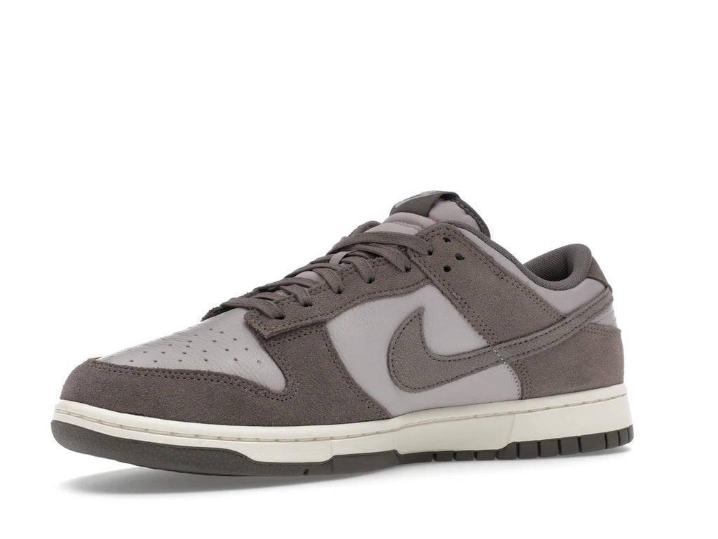Nike Dunk Low Platinum Violet Cave Stone