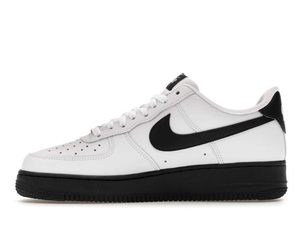 Nike Air Force 1 Low '07 White Black (2026)