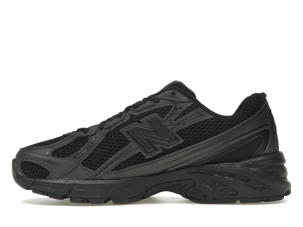 New Balance 740 Triple Black