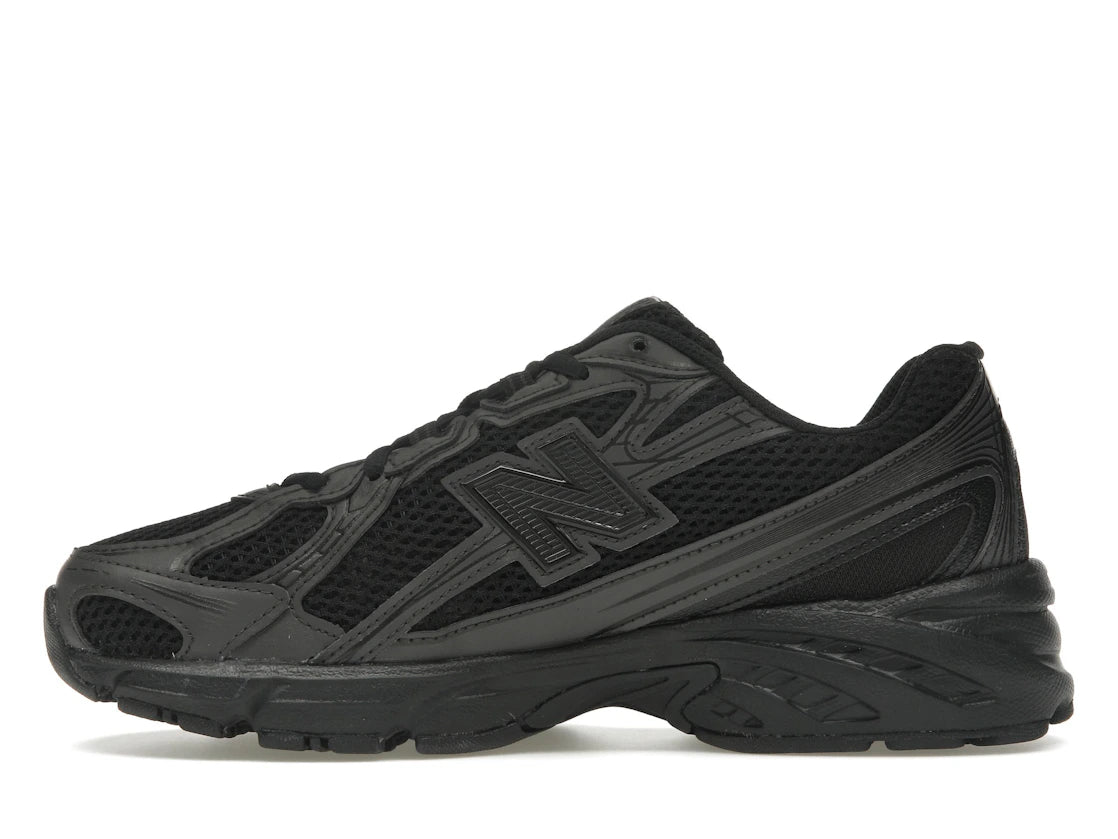 New Balance 740 Triple Black