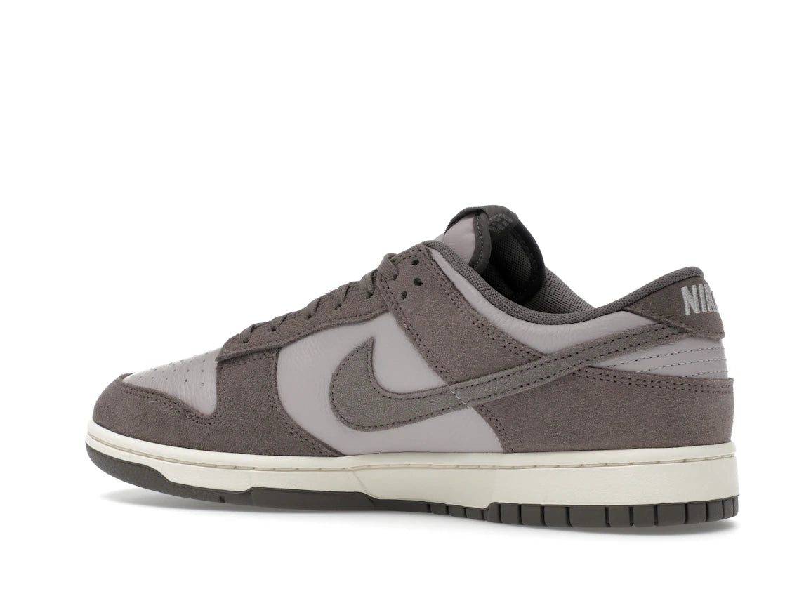 Nike Dunk Low Platinum Violet Cave Stone