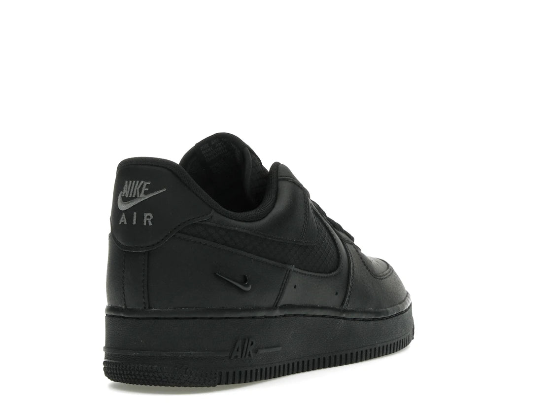 Nike Air Force 1 Low SE Triple Black Ripstop