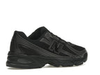 New Balance 740 Triple Black